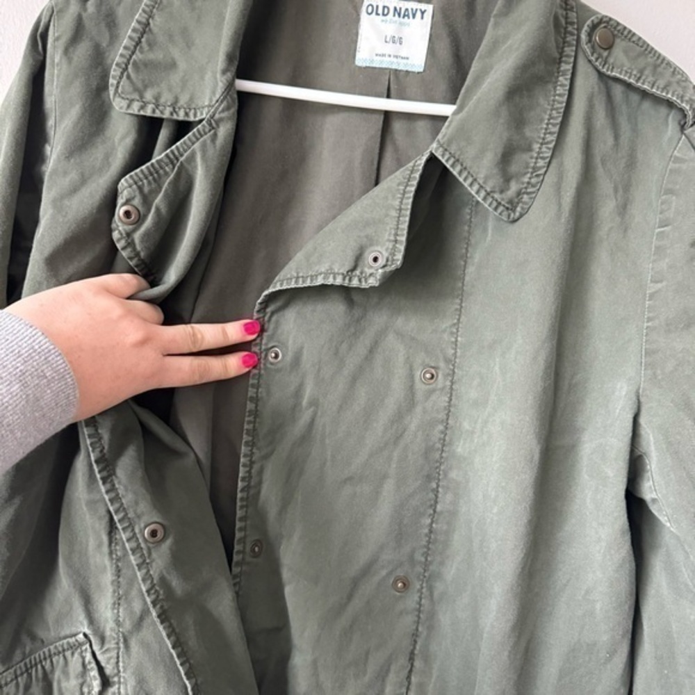 Old Navy Army Green Utility Jacket - Picture 4 of 12